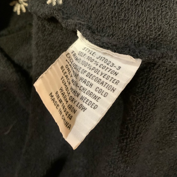 Johnny Was Osaka Side Slit Embroidered Sweatshirt Black, Size Small - Picture 7 of 7